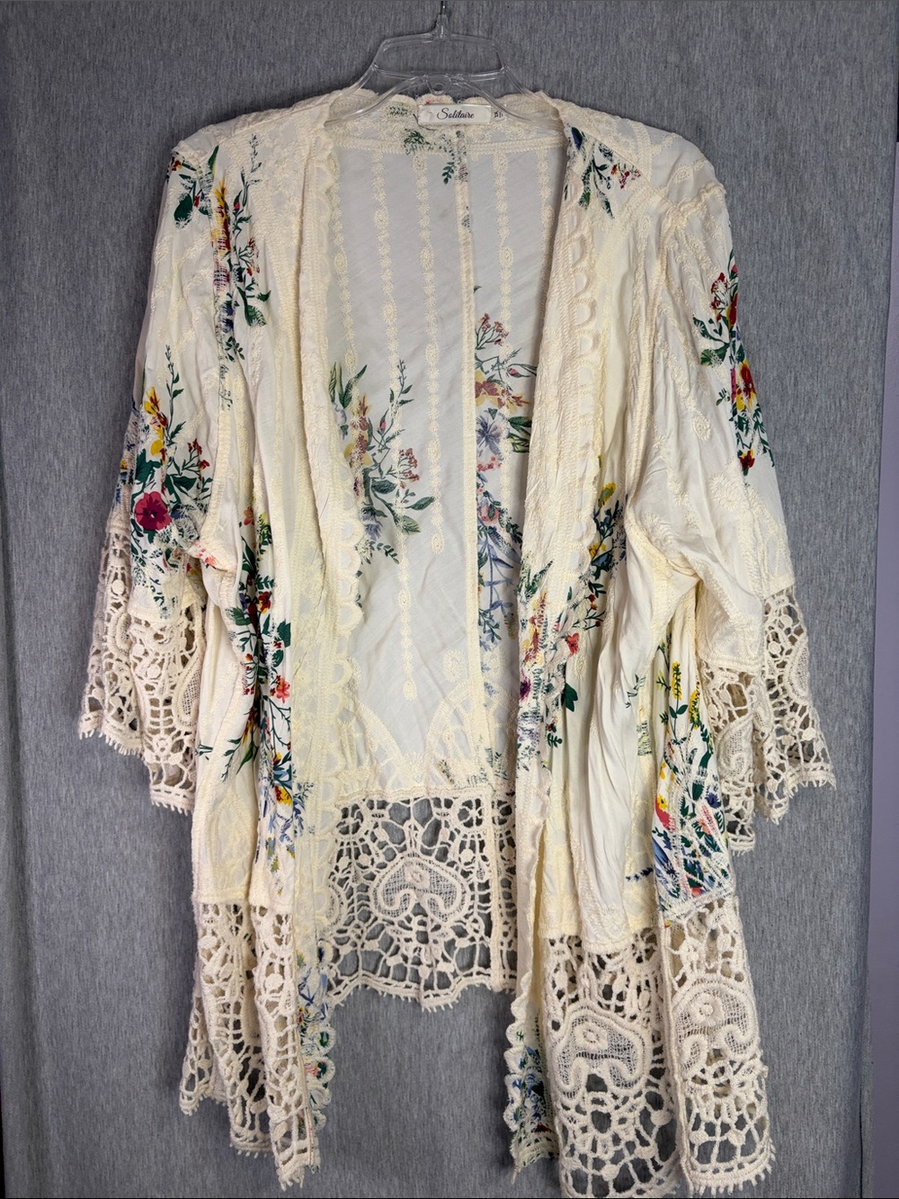 Solitaire Cream Floral Crochet-Trim Kimono